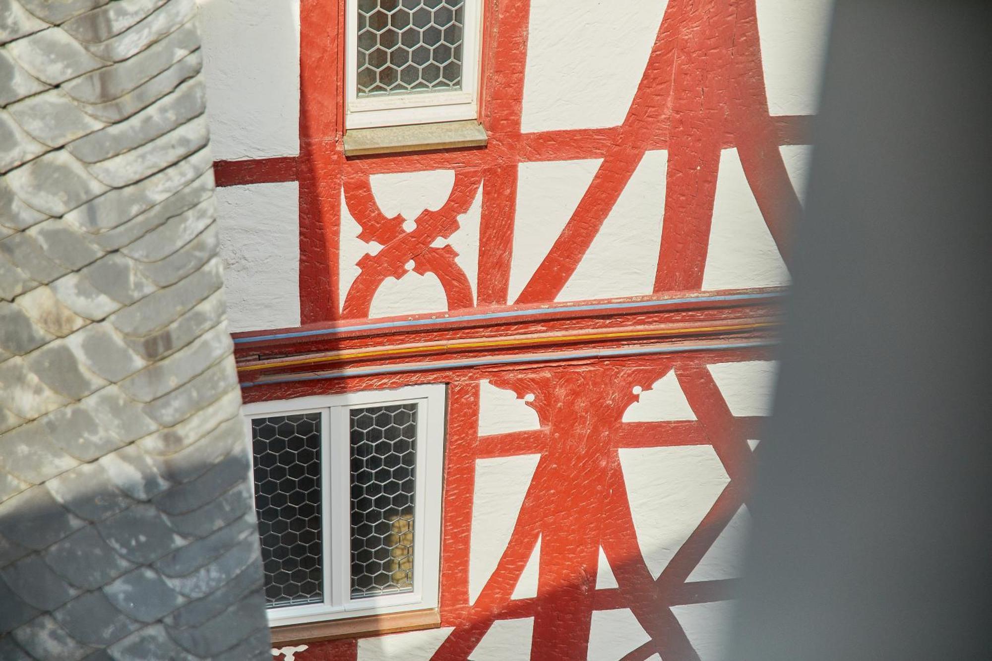 Fachwerkperle Am Historischen Marktplatz Bernkastel-Kues Exterior photo