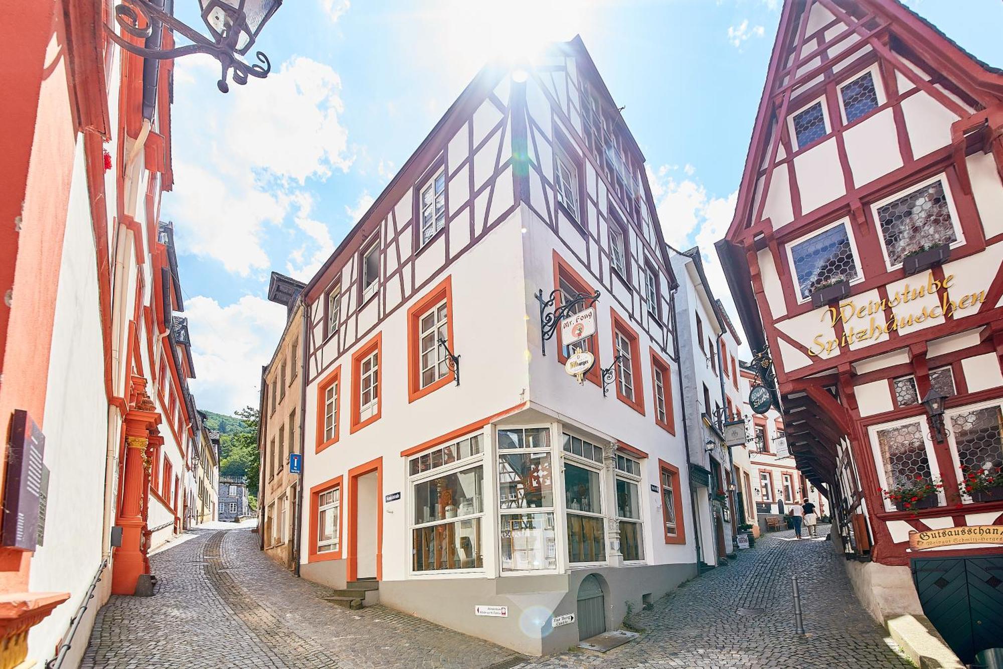 Fachwerkperle Am Historischen Marktplatz Bernkastel-Kues Exterior photo